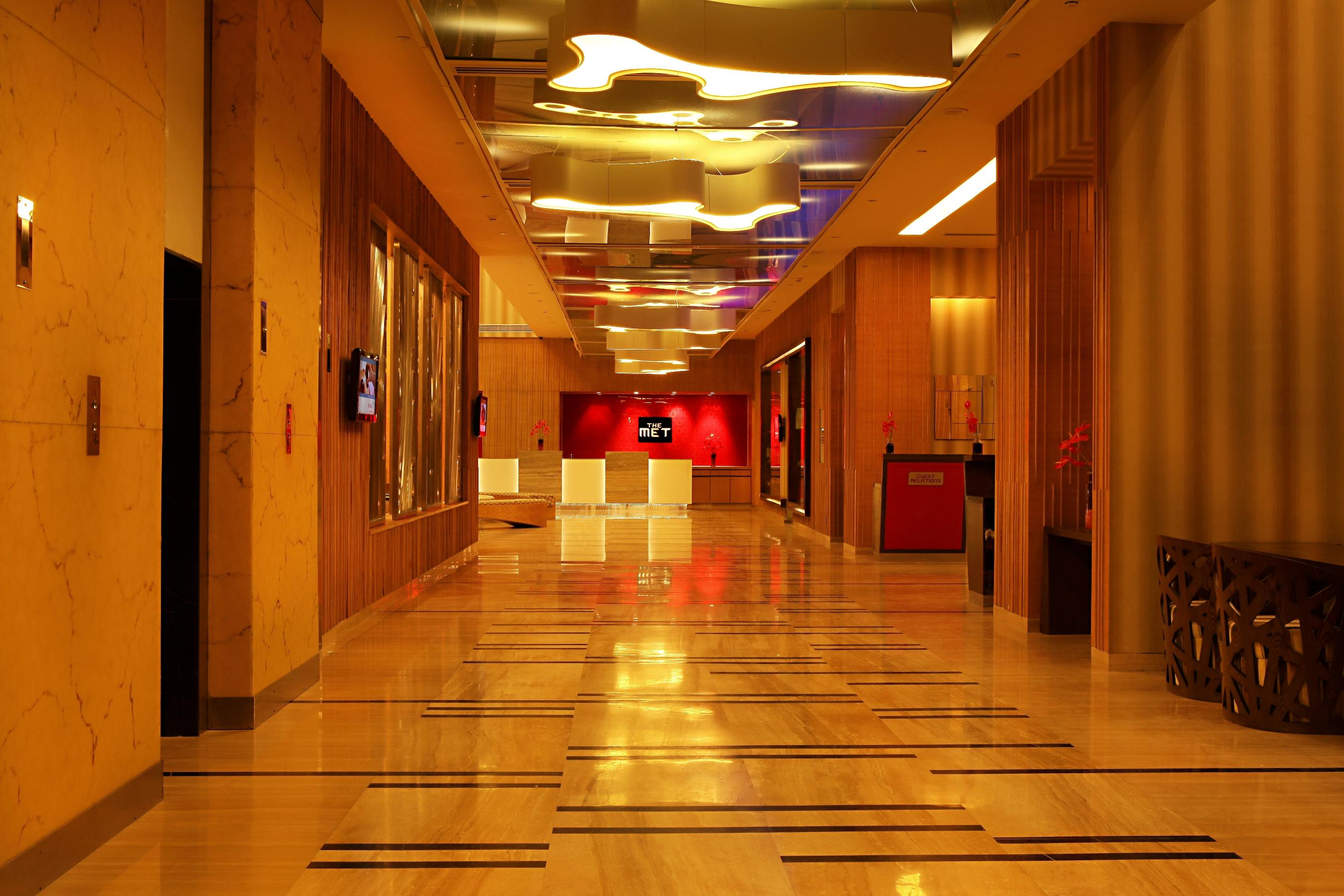 The Metropolitan & Hotel New Delhi