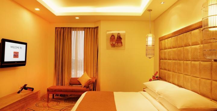 The Metropolitan &
