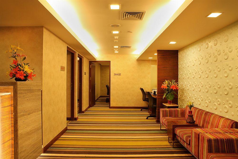 The Metropolitan & 5* New Delhi