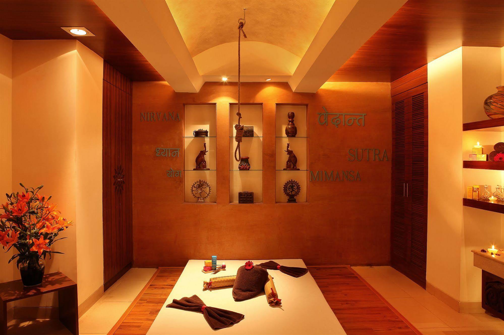 Hotel The Metropolitan & New Delhi