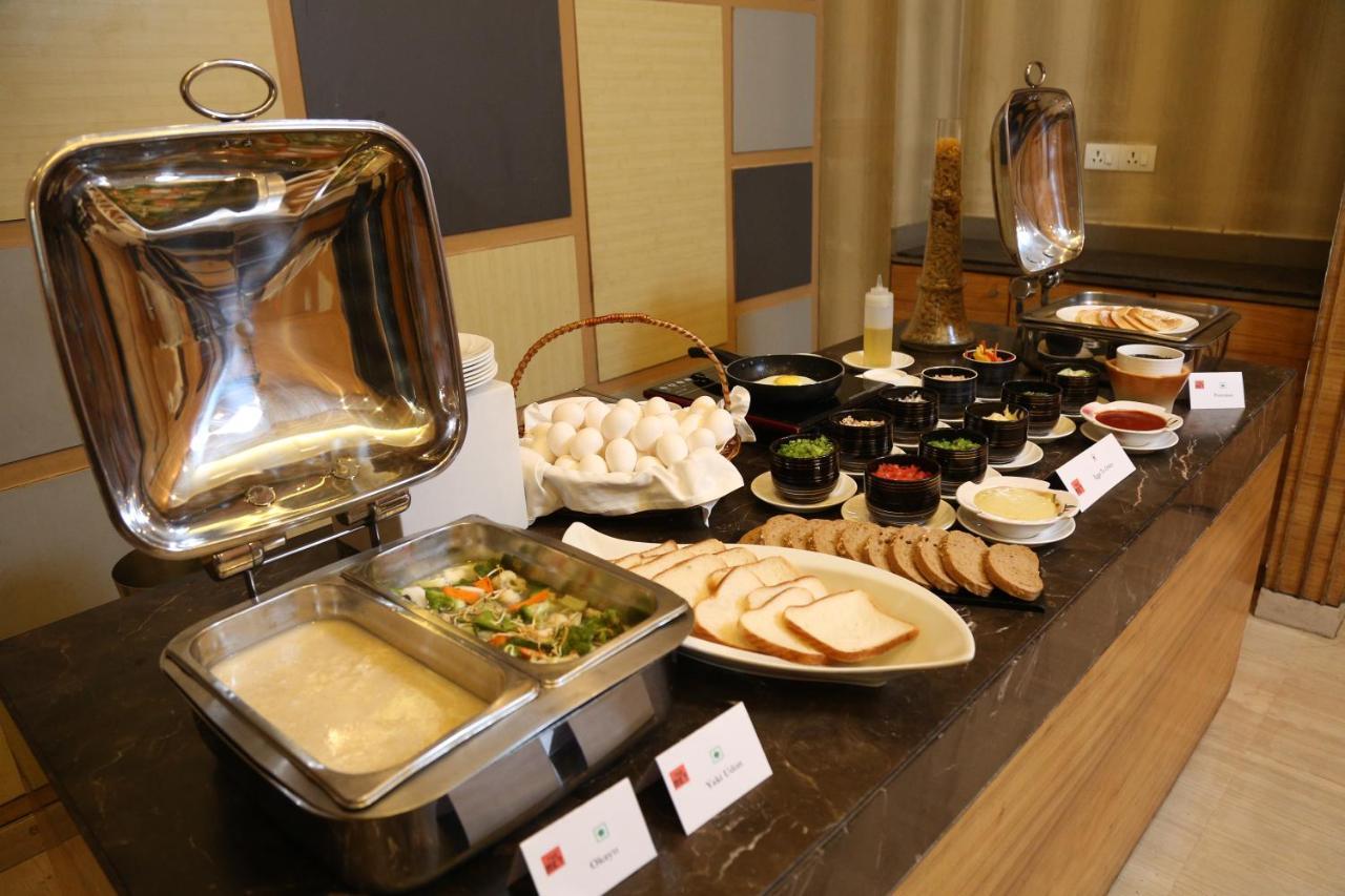 The Metropolitan & Hotel 5*
